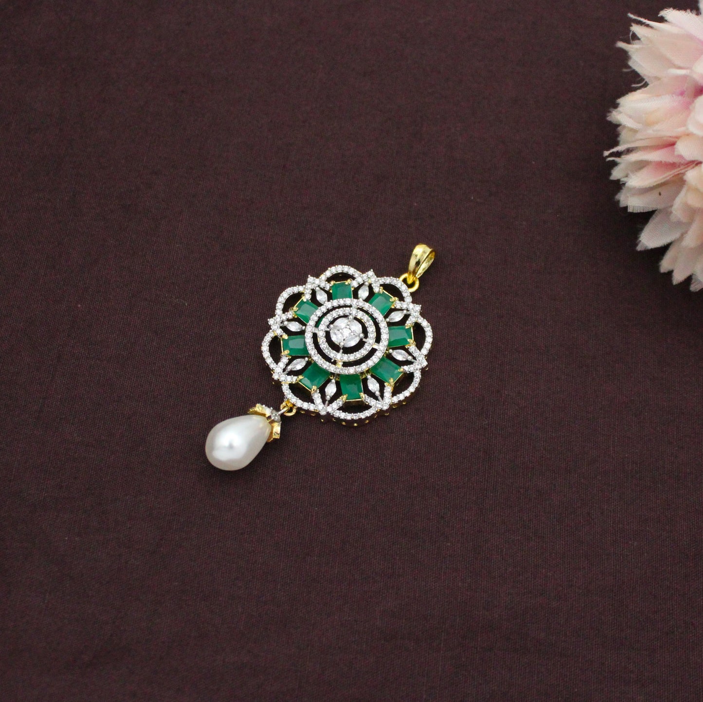 GJ Green Pendant Set With Push Back Earrings