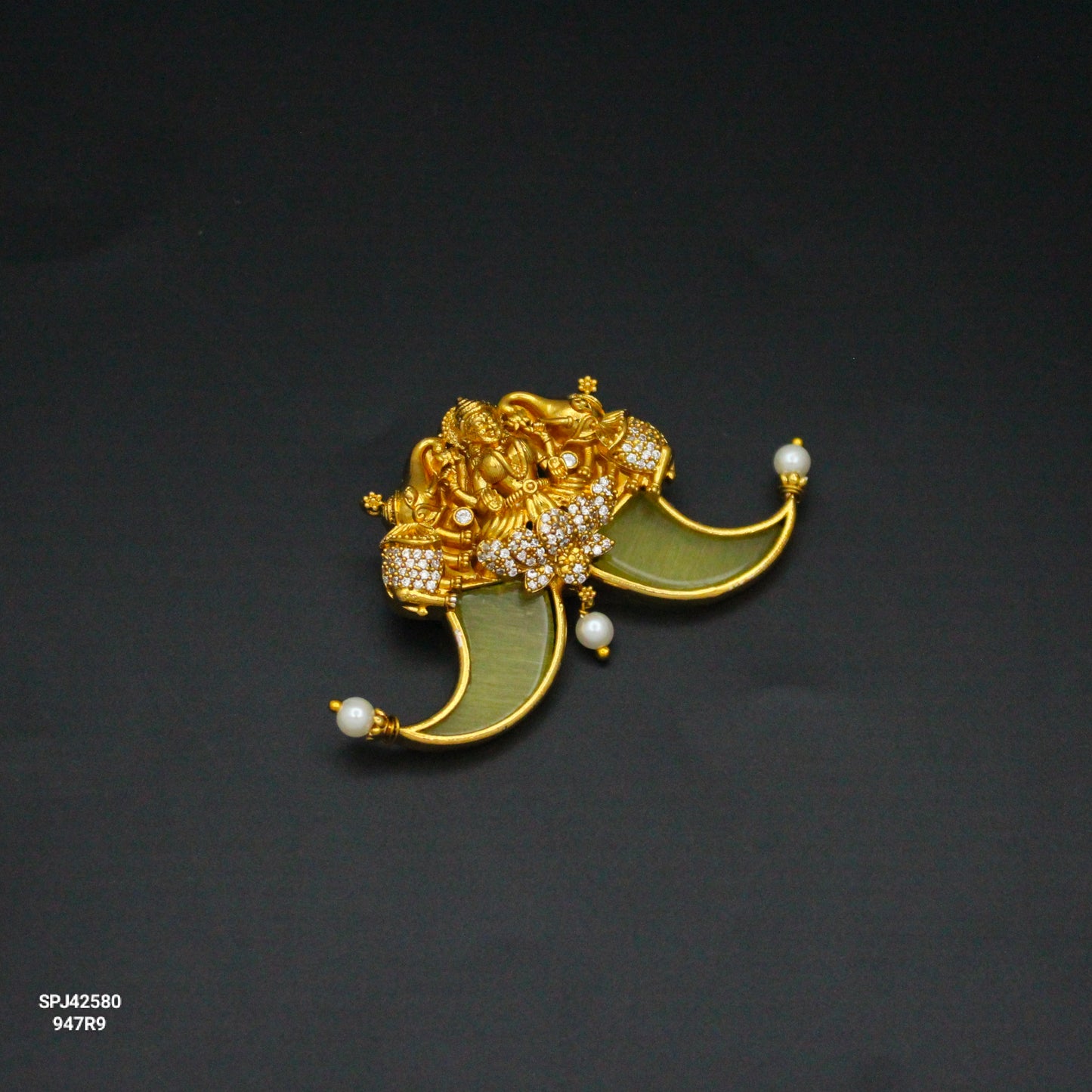 42580 Laxmi Tiger Nail