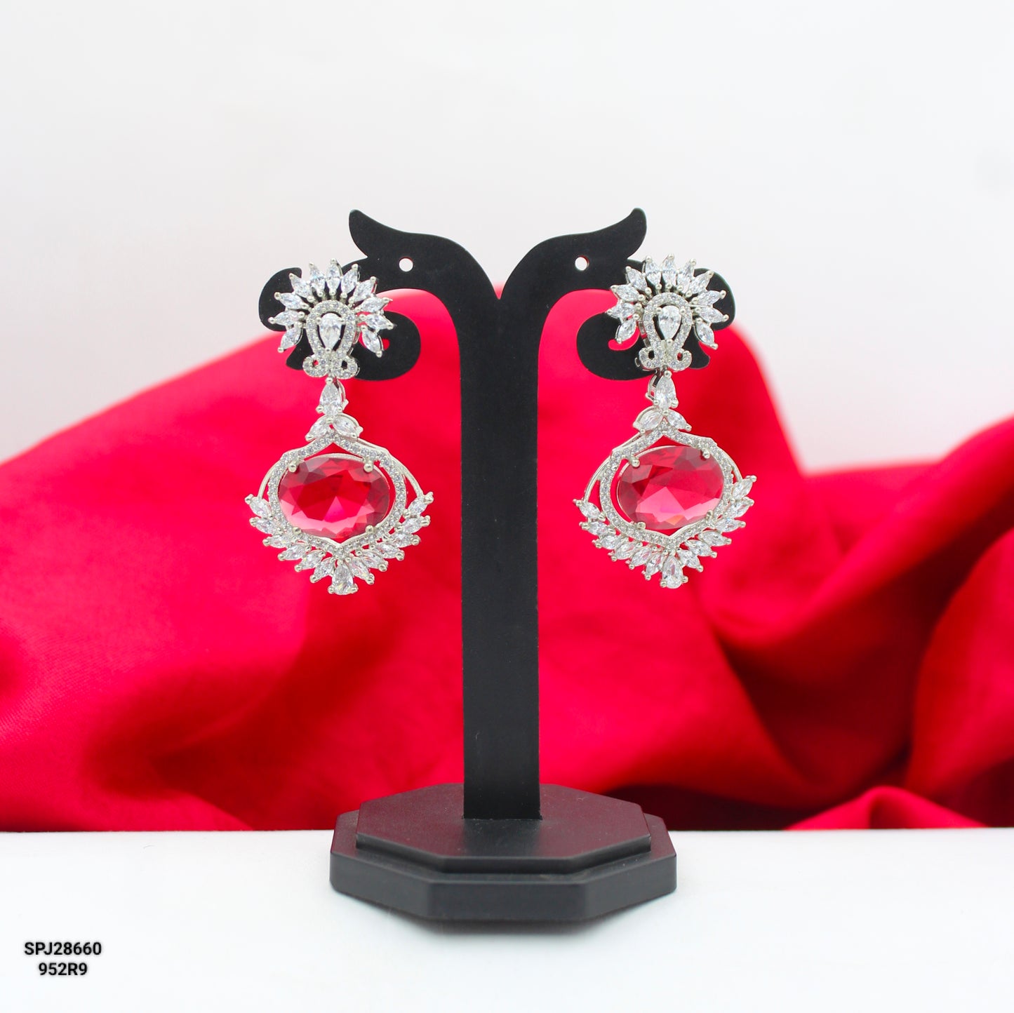 28659 / 28660 / 28661 platinum red colour studs