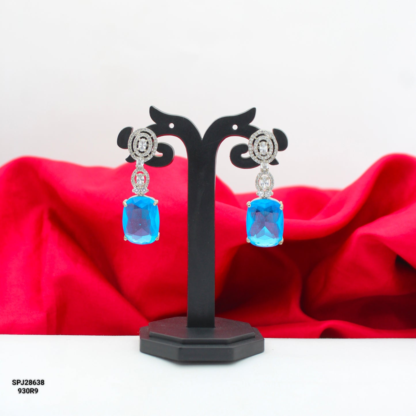 28637 / 28638 platinum sky blue colour earrings