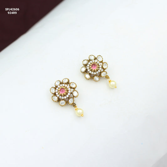 42606 Moissanite Red Studs