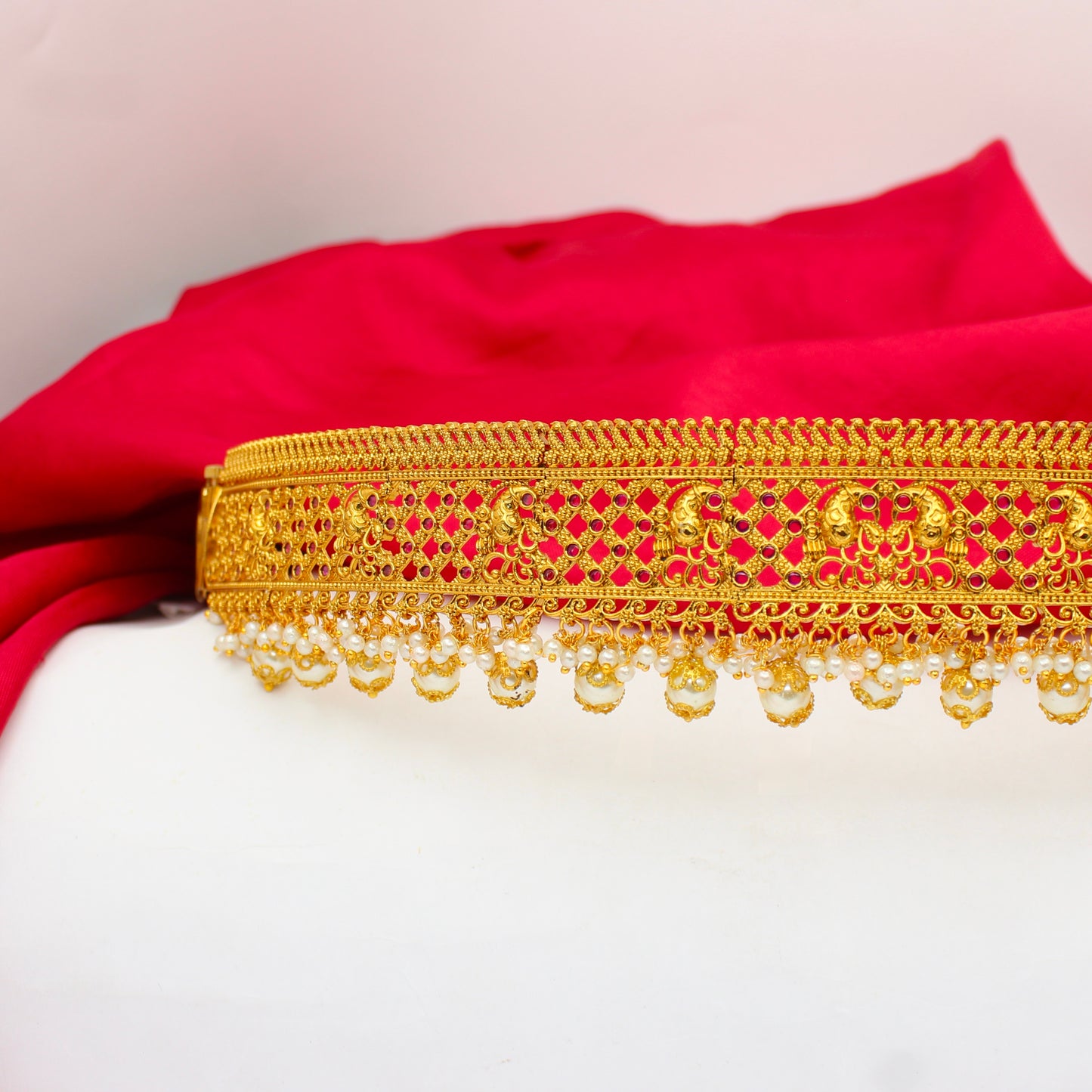 42434 Peacock Vaddanam with Pearls