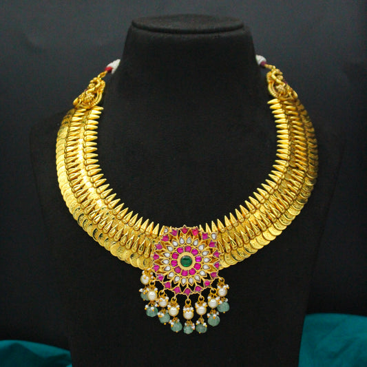 Nakshi Laxmi Kasulu With Jadau Floral Locket
