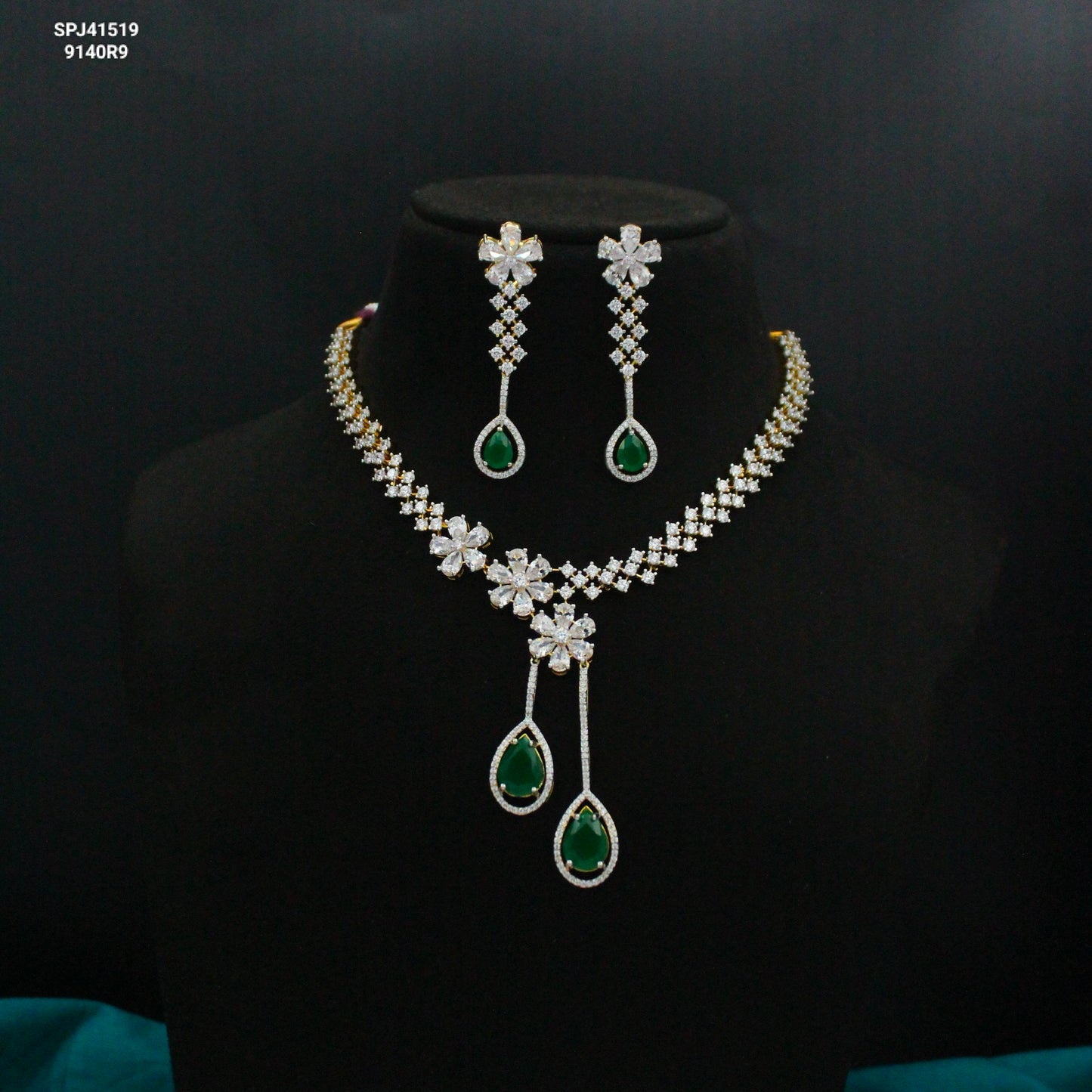 41519  GJ Fancy Short Necklace Set Green