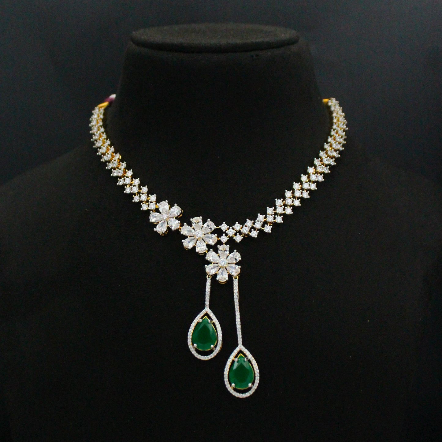 41519  GJ Fancy Short Necklace Set Green