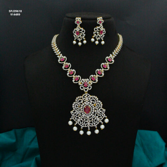 39618 Real diamond Look short necklace with detachable pendant