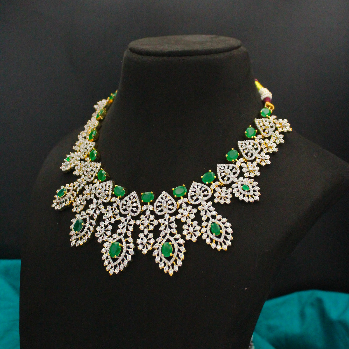 Diamond Look Green Heart Necklace Set SP-40490