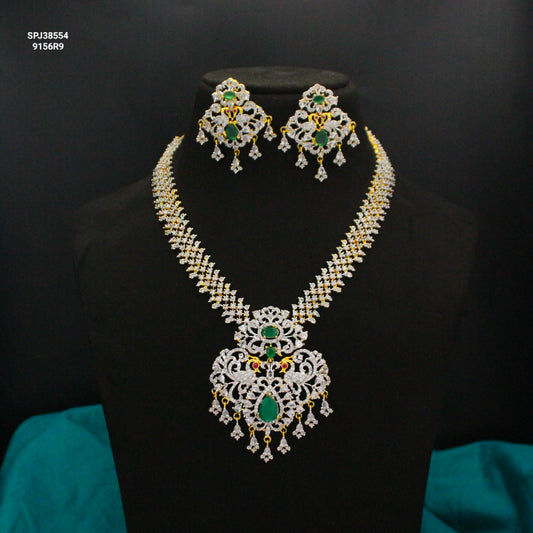 38554 Gj necklace with screwback earrings