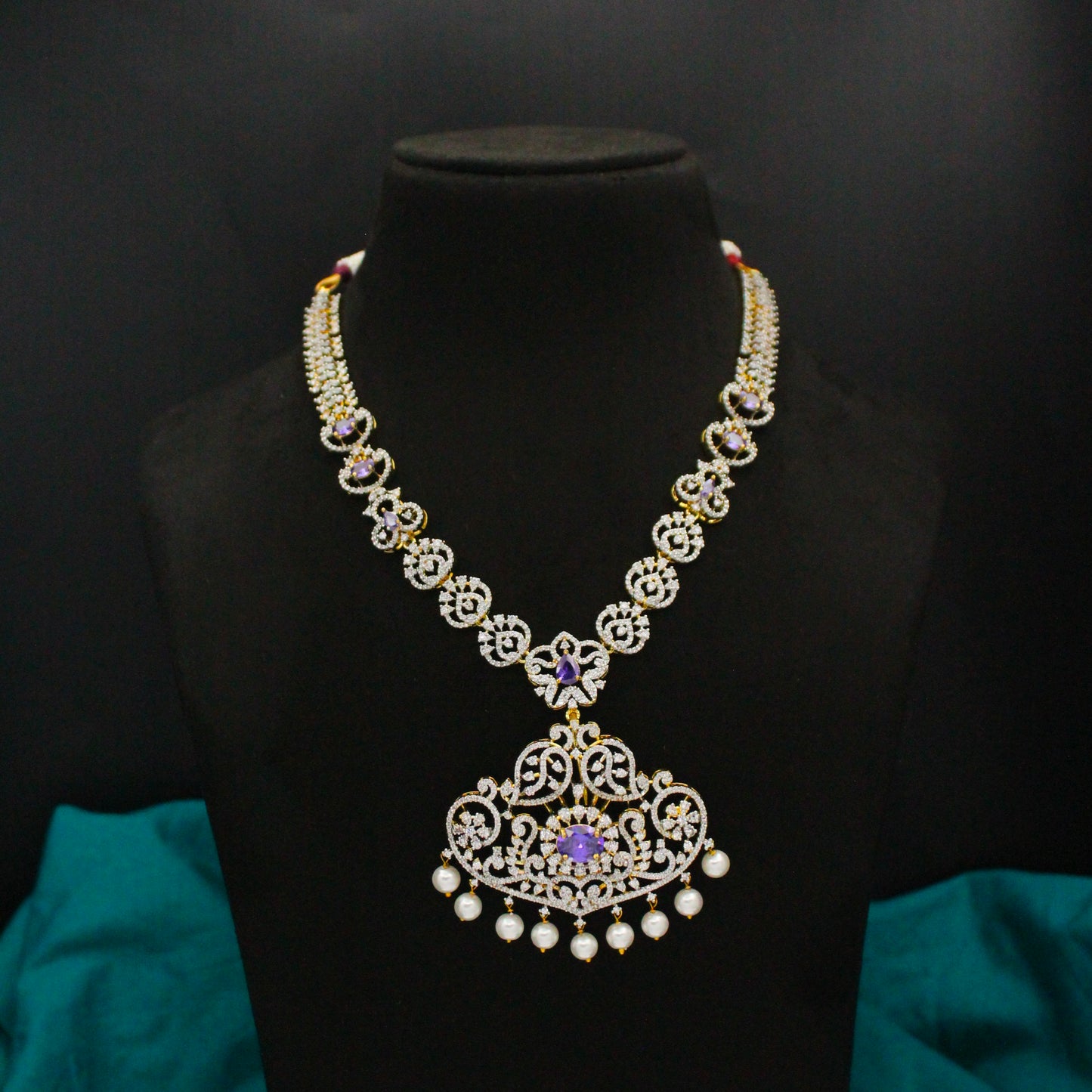 39508 Purple CZ Stone GJ Short Necklace Set with Earrings