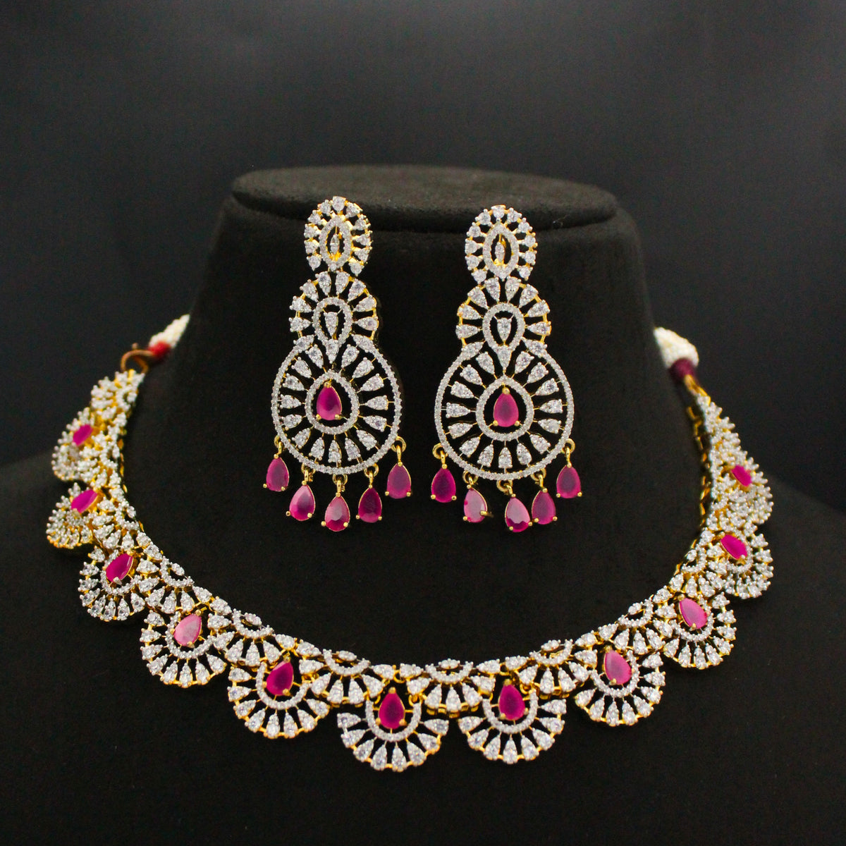 39031 Red CZ Stone GJ Short Necklace Set with Earrings