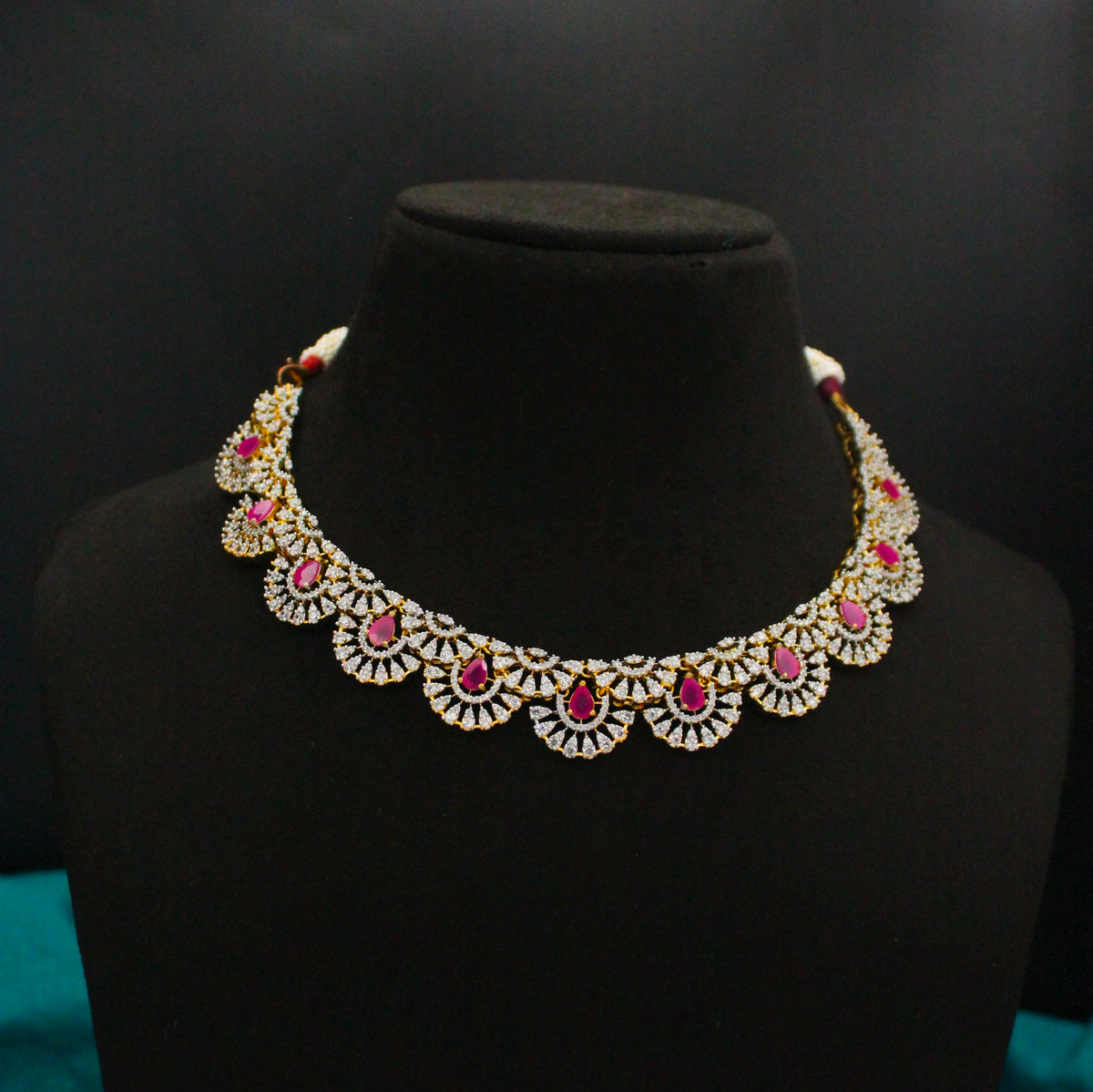 39031 Red CZ Stone GJ Short Necklace Set with Earrings