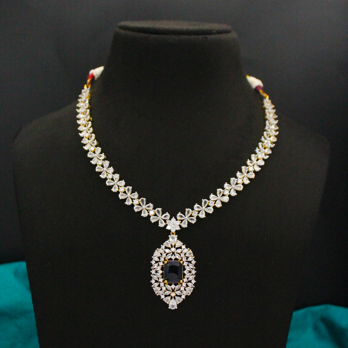 28924 Dark Blue Stone GJ Short Necklace Set with Earrings