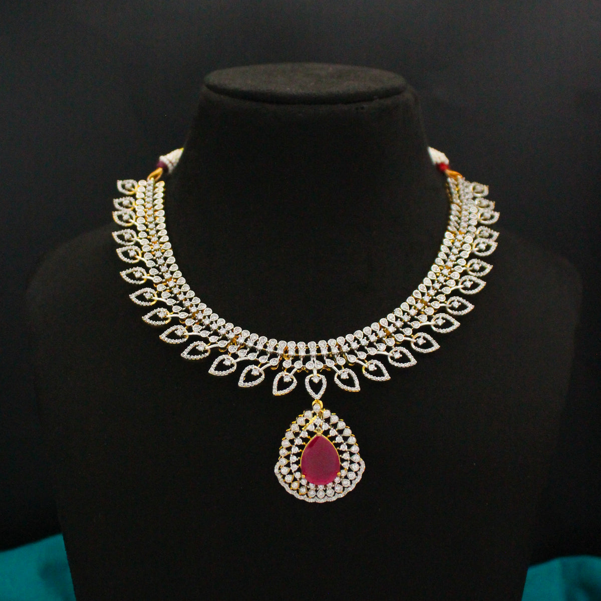 39463 GJ Fancy Mango Necklace Set