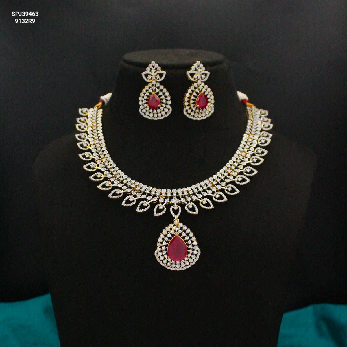 39463 GJ Fancy Mango Necklace Set