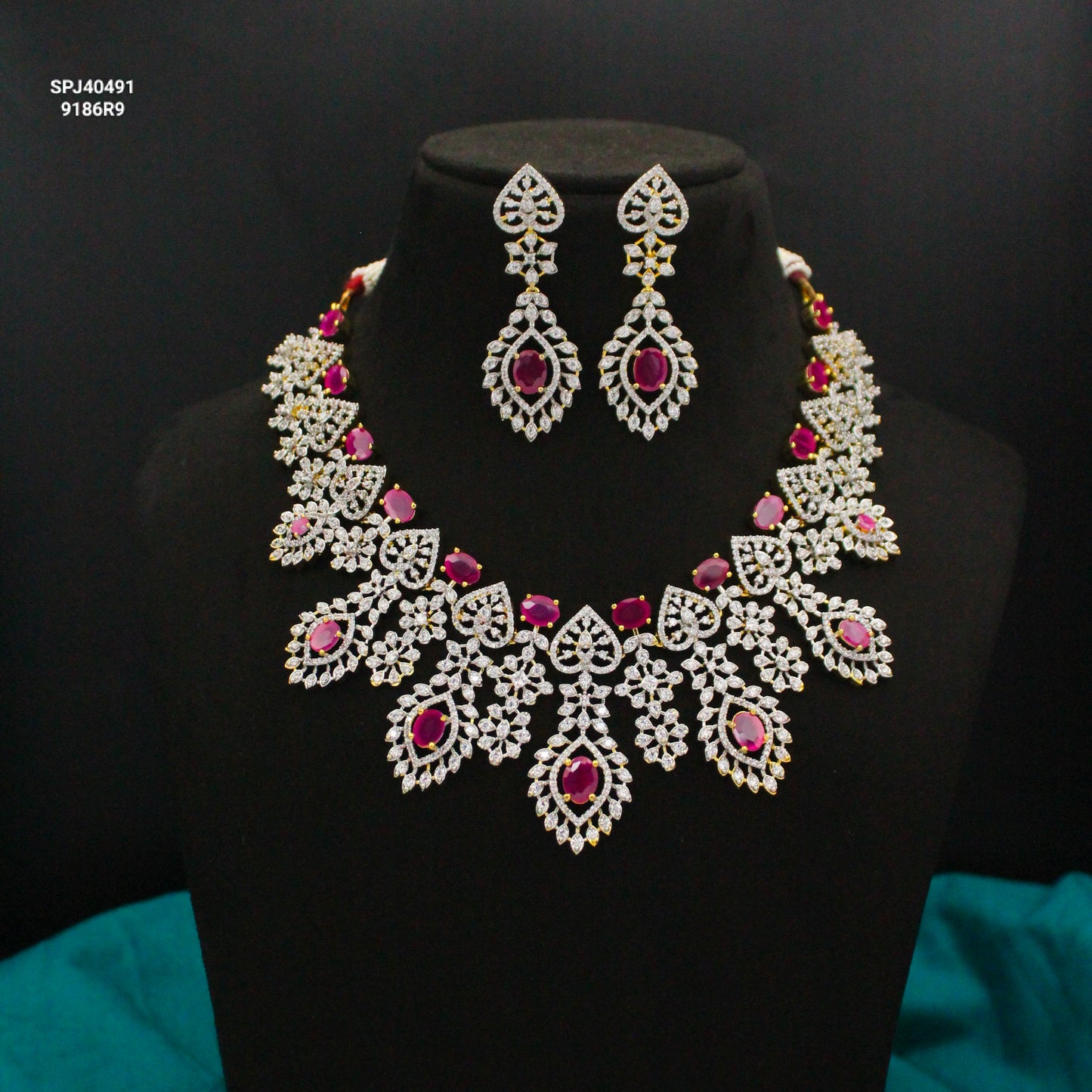 Diamond Look Red Heart Necklace Set SP-40491