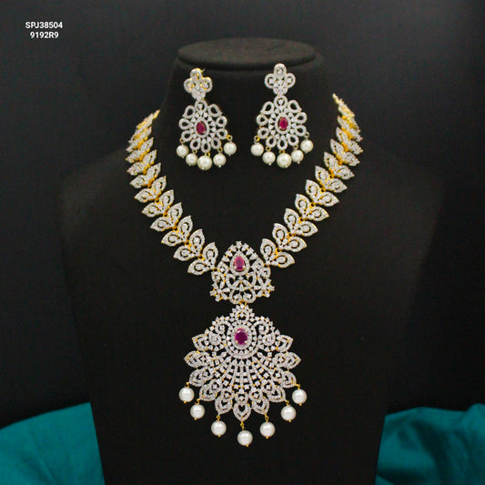 38504 GJ short necklace with ruby stone