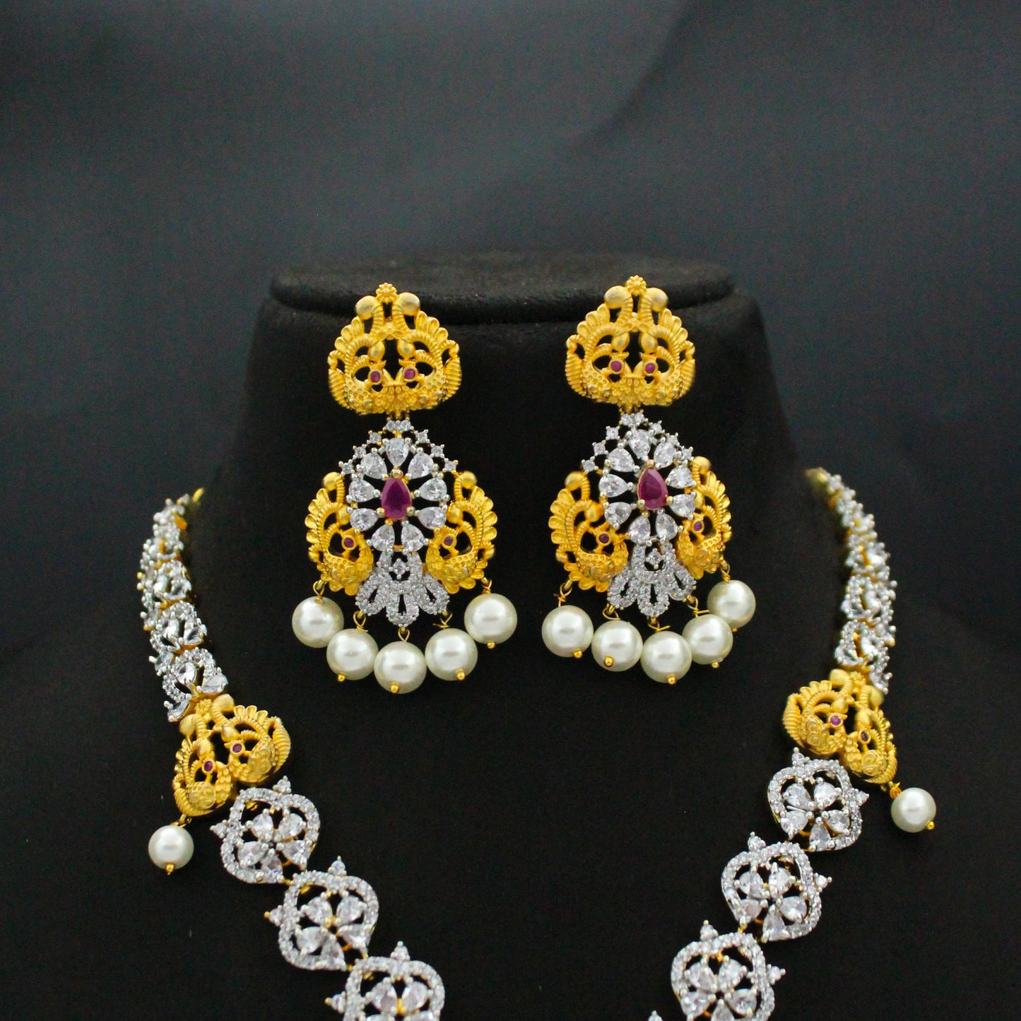 Diamond Look Dual-Tone Short Necklace SP-4015