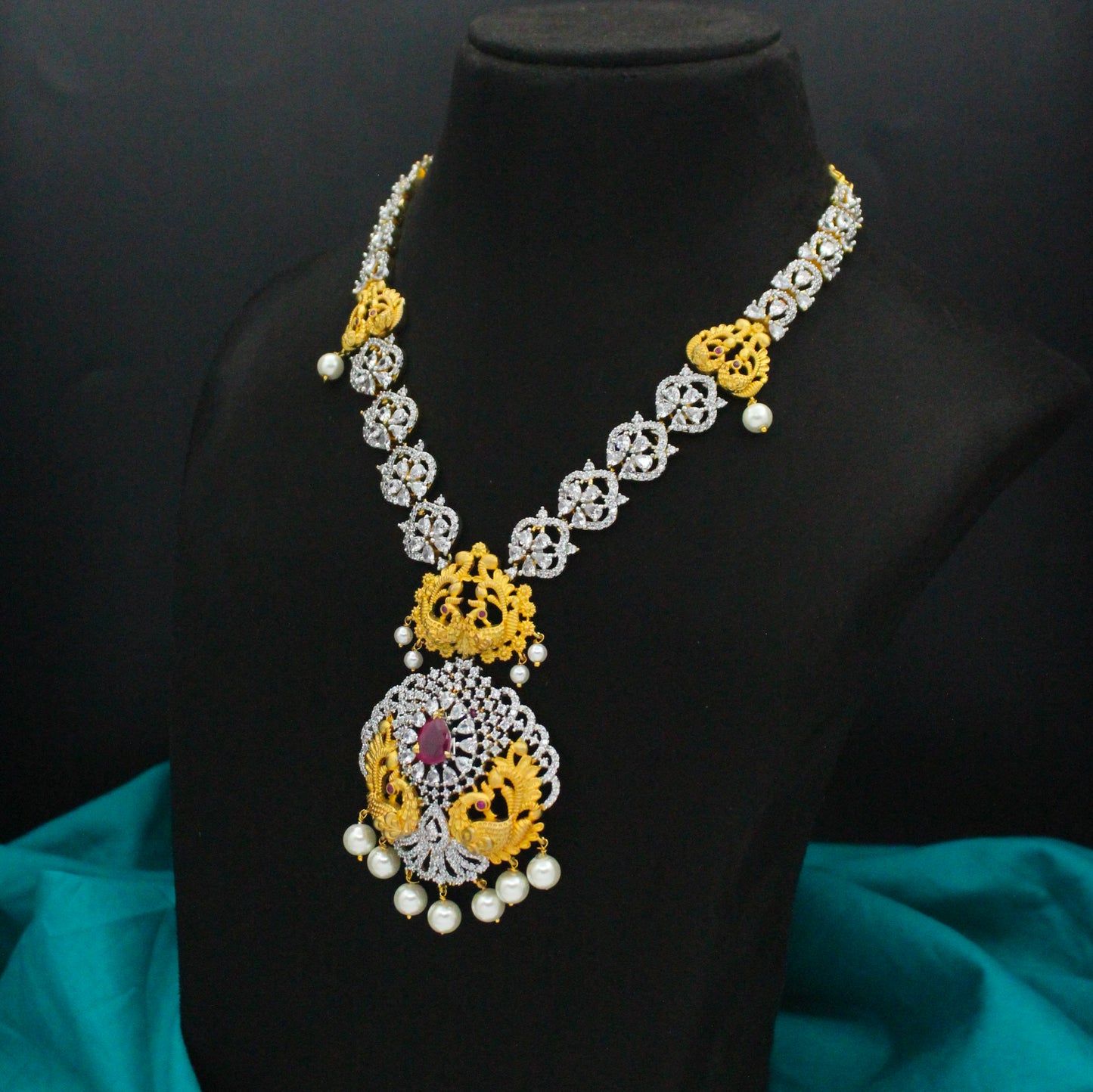 Diamond Look Dual-Tone Short Necklace SP-4015