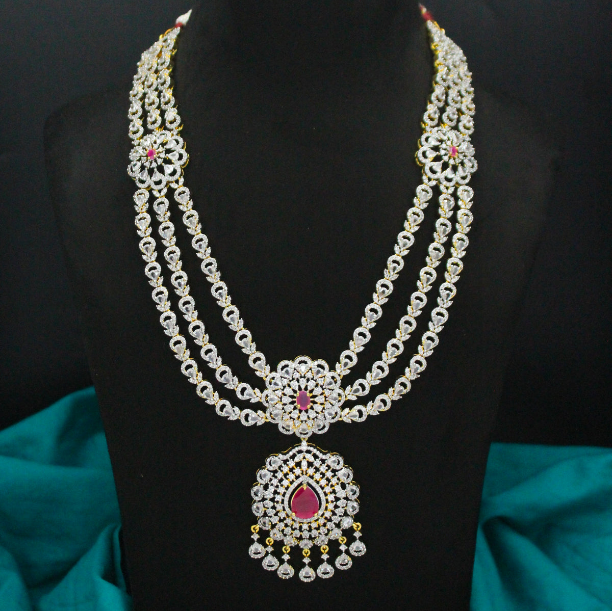 Diamond Look 3-Layer Red Long Necklace Set SP-40486