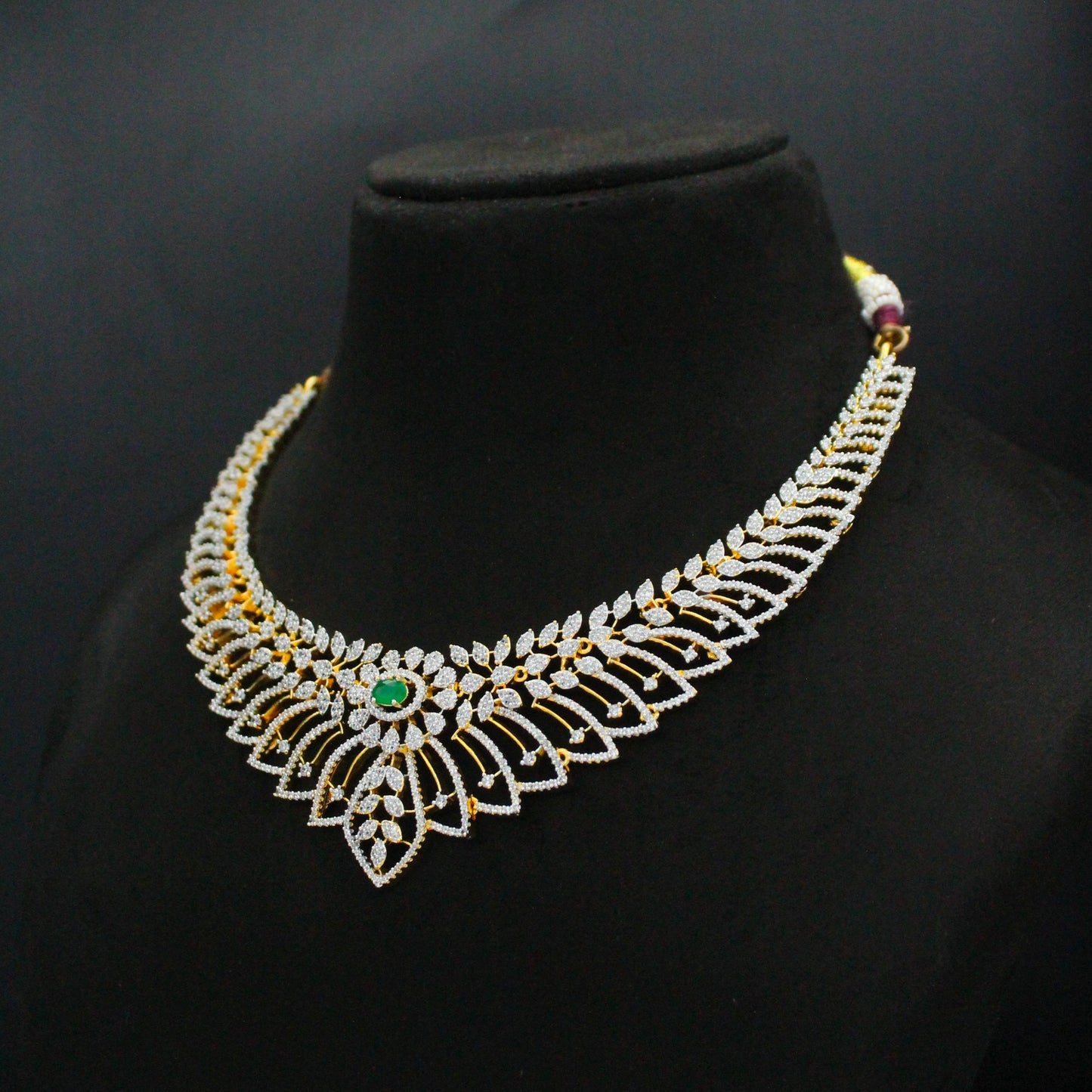 41515 GJ Short Green Fancy Necklace
