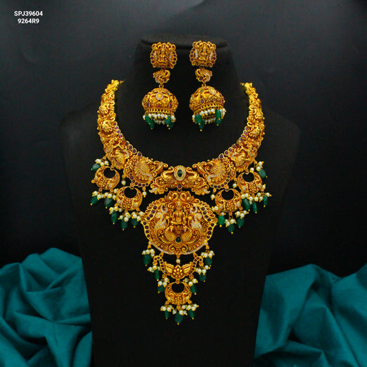 39604 Nakshi Laxmi Short Necklace Set With Screw Back Earrings