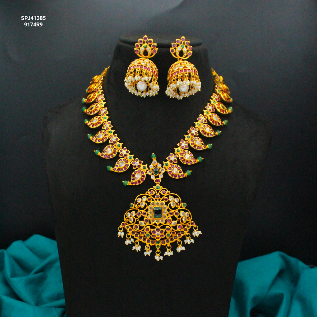 41385 Multi Mango Short Necklace Set