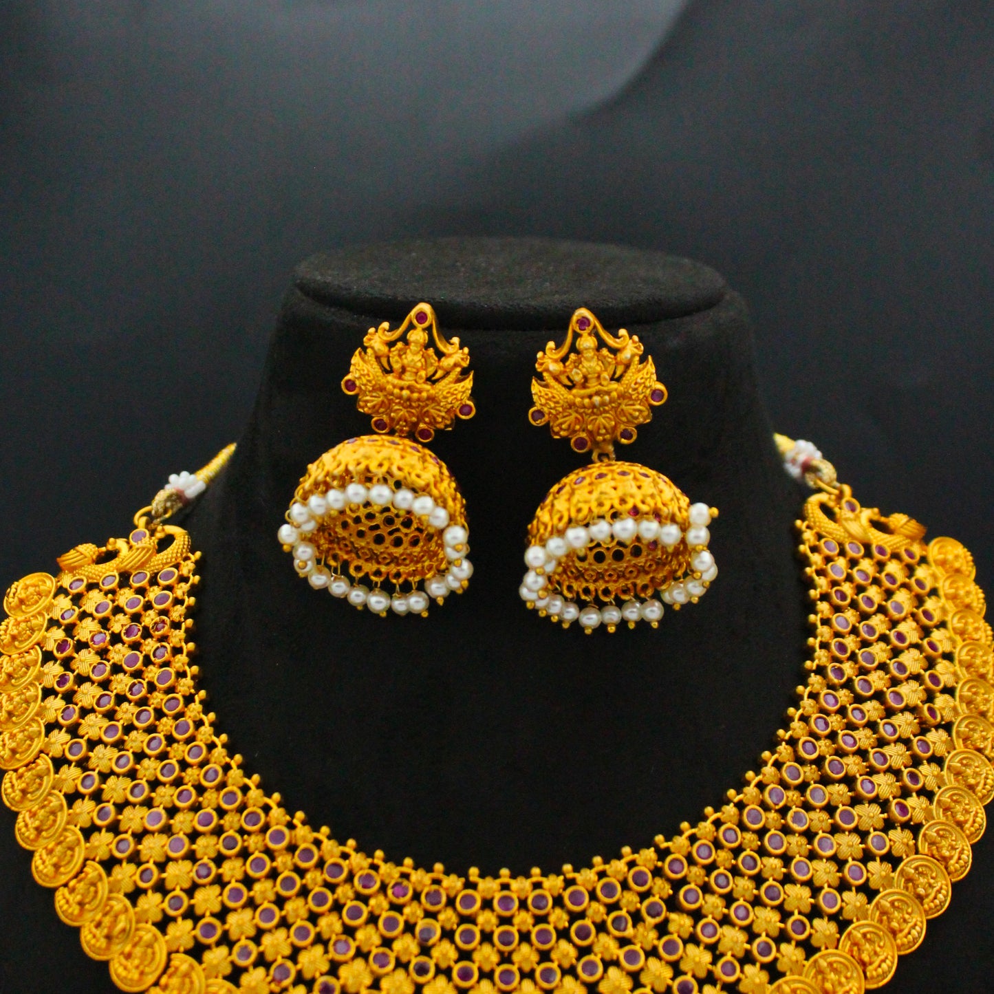3261 Nakshi Laxmi Kasulu Broad Necklace Short With Push Back Earrings
