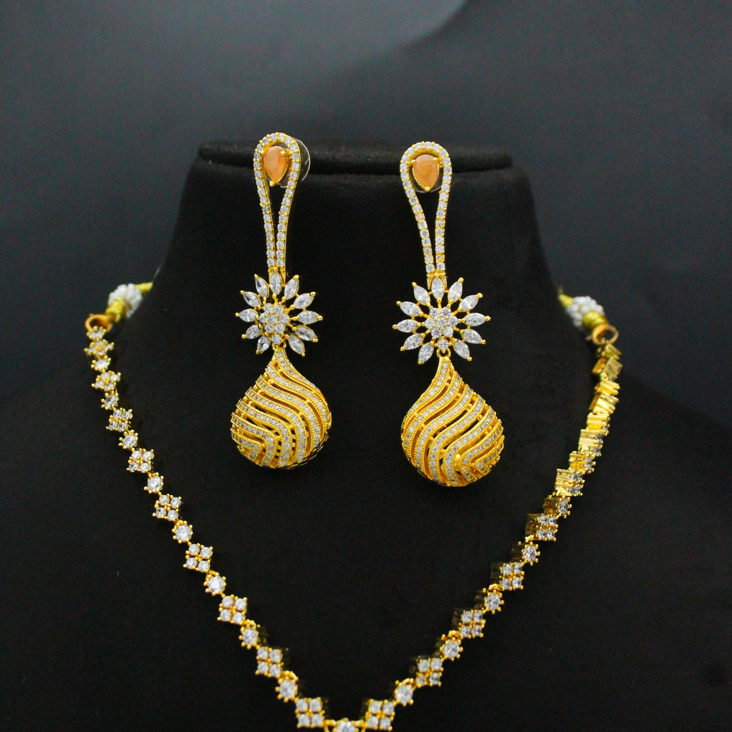 9110 CZ Fancy Short Peach Necklace Set