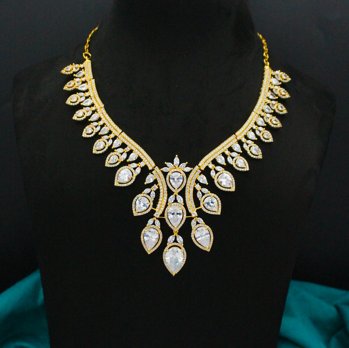 16241 CZ Fancy Short Necklace Set