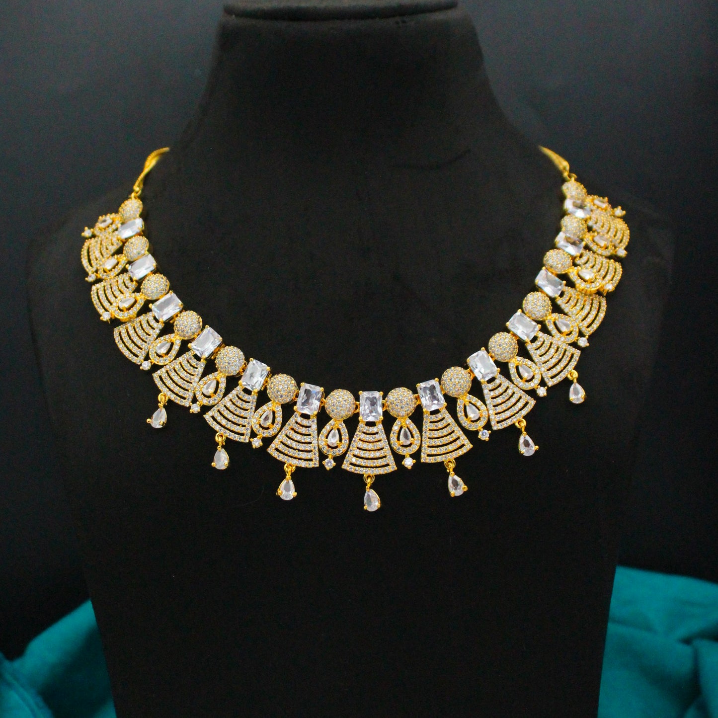 16158 CZ Short Fancy Full White Necklace