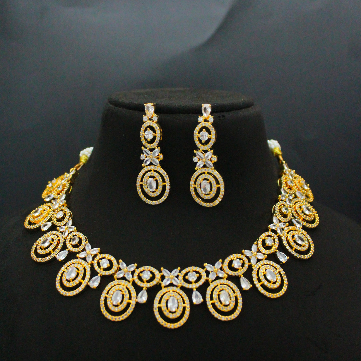 23717 CZ Full White Short Fancy Necklace Set
