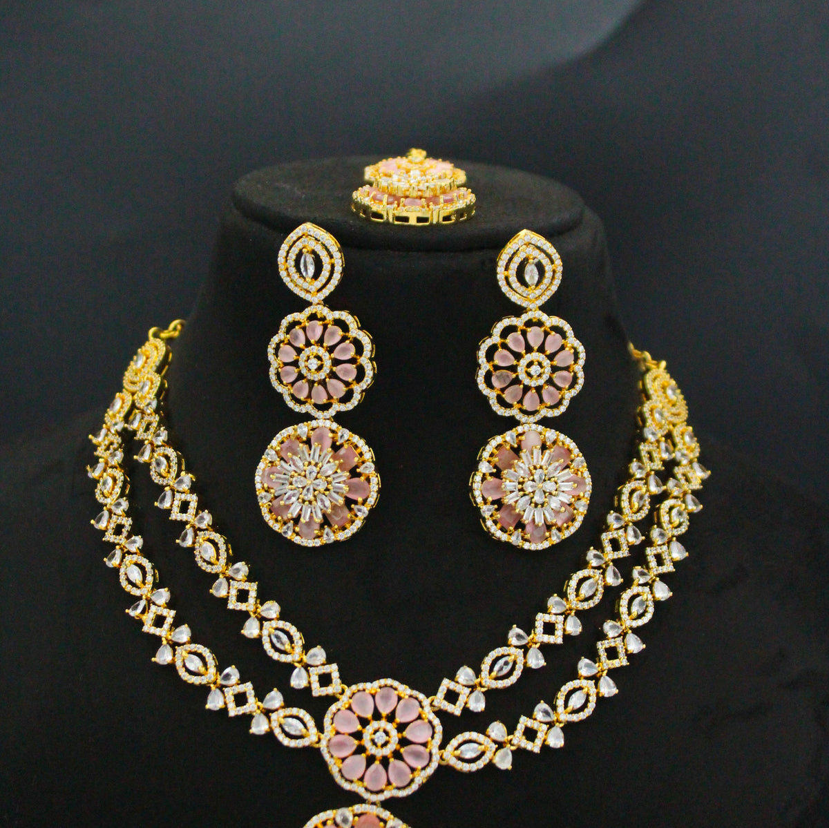 Gold Polish Light Pink 2-Line Short Necklace Set SP-16168
