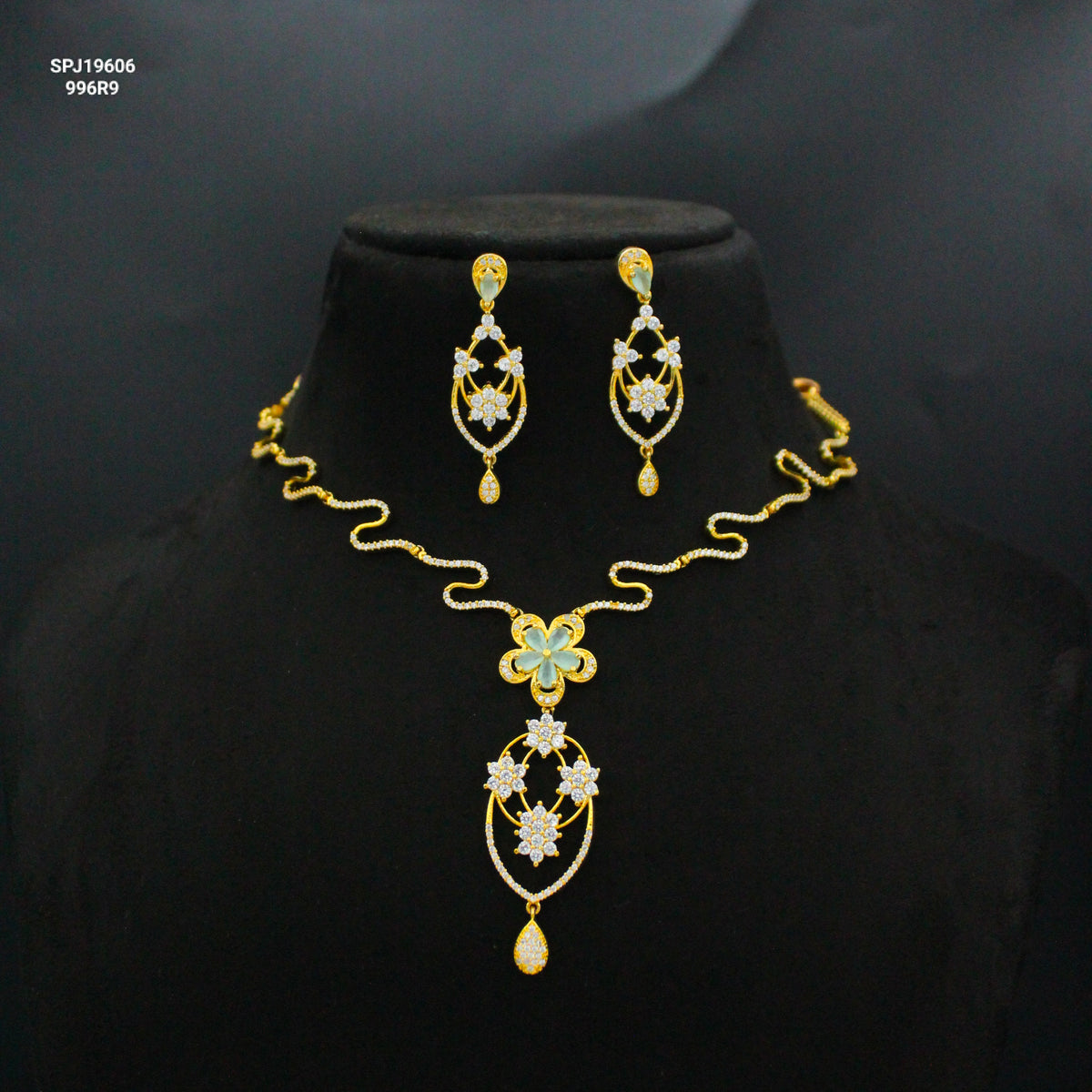 Gold Polish Mint Green AD Stone Short Necklace SP-19606