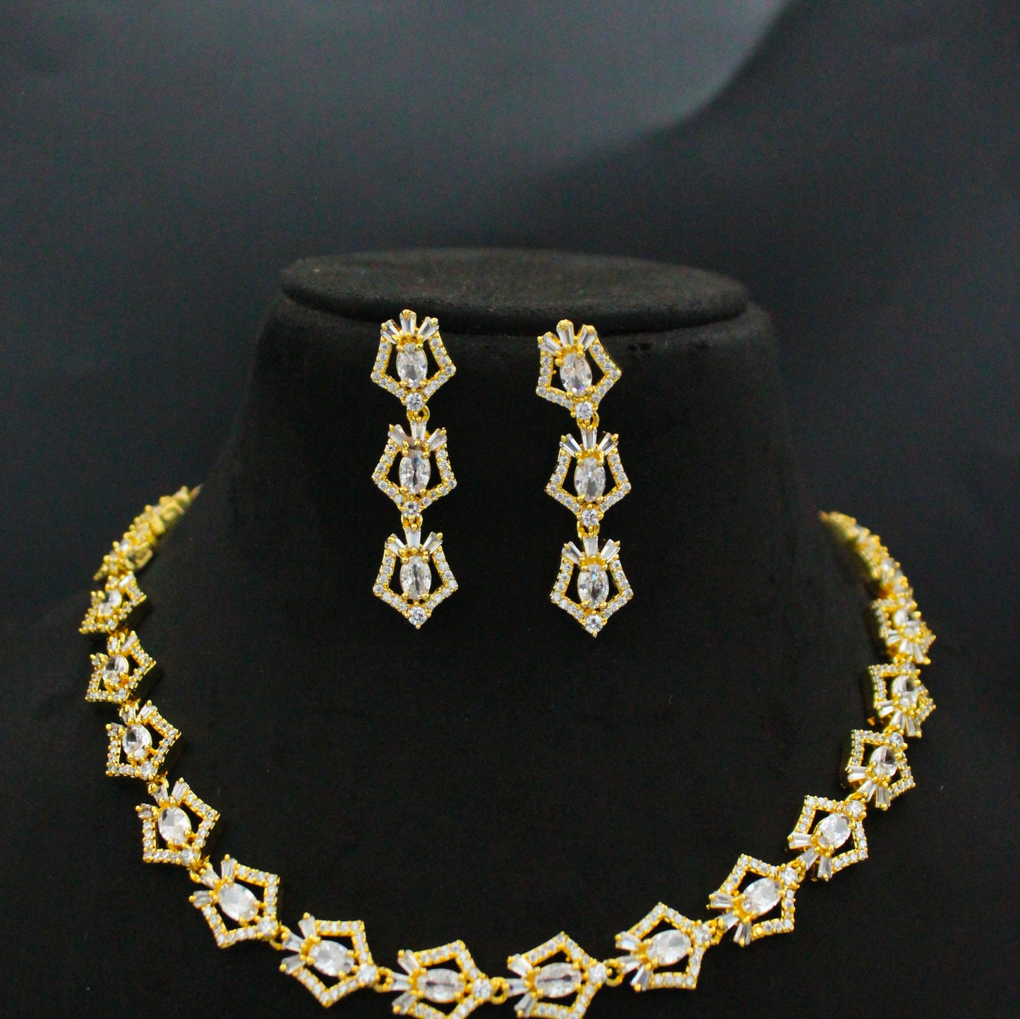 16236 CZ Square Shape White Necklace Set