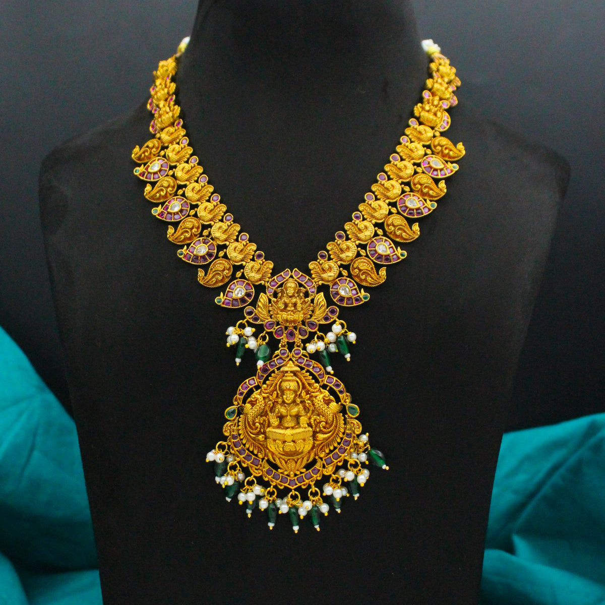 Matte Lakshmi Short Necklace Set with Jhumkas SP-39998