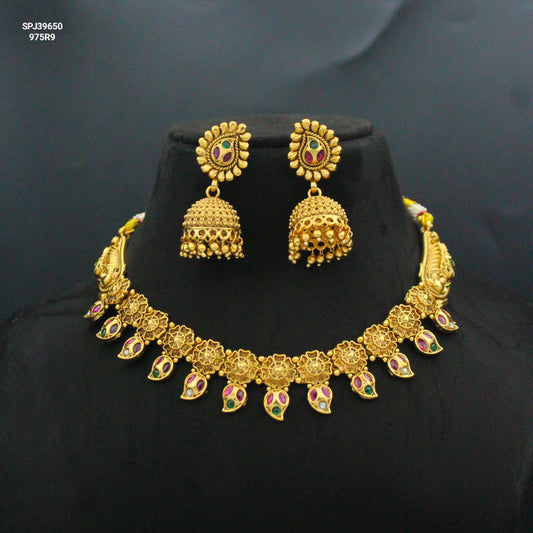 39650 Nakshi gold look short necklace