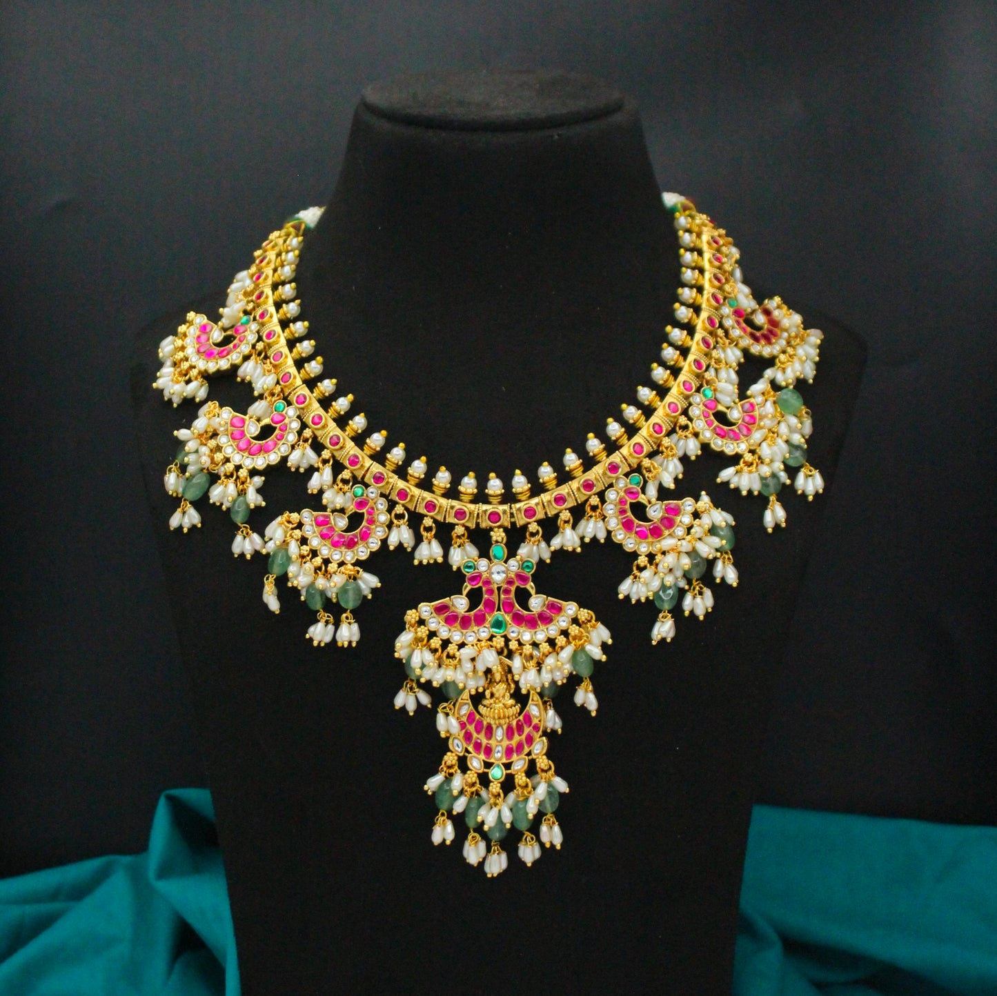 Hand Made Jadau Guttapusalu with Lakshmi Locket and Rice Pearls and Russian Strawberry Beads Bridal Design – 42576