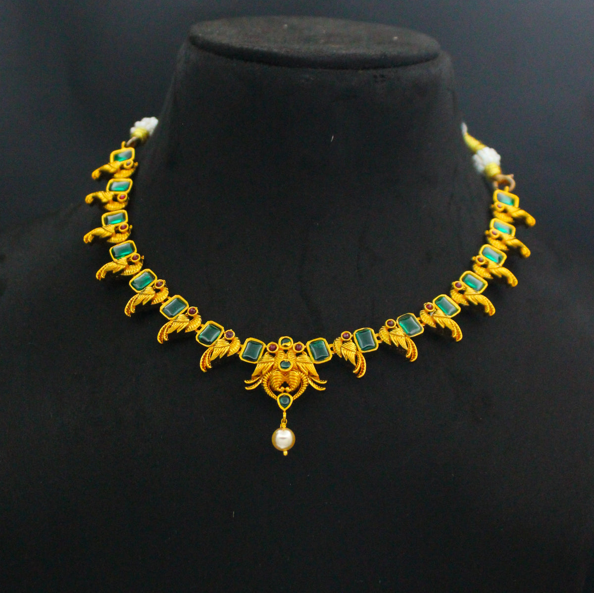 Peacock Pota Stone Short Necklace Set with Studs SP-38857