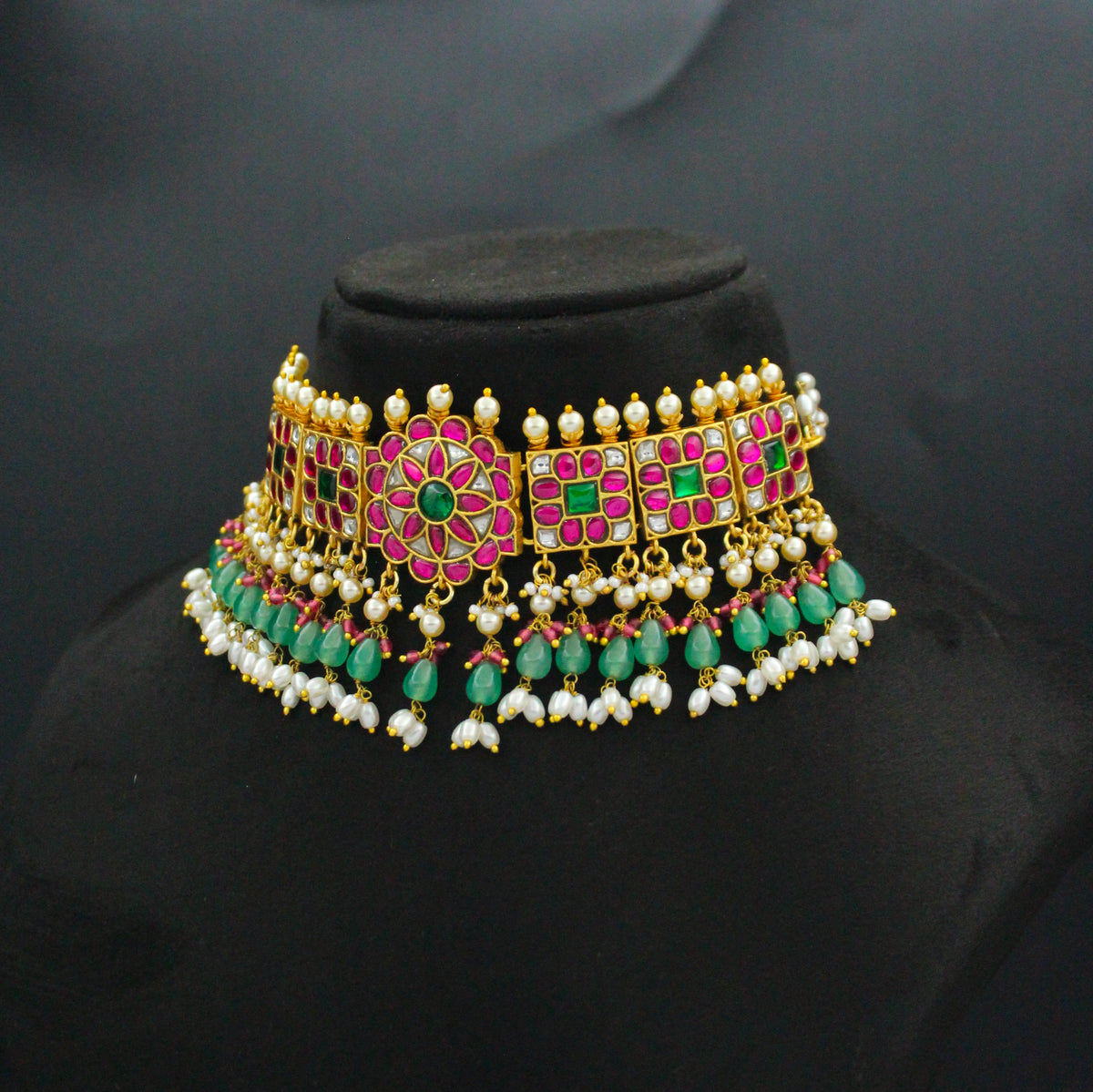40593 Jadau Multi Flower Rice Pearls Choker