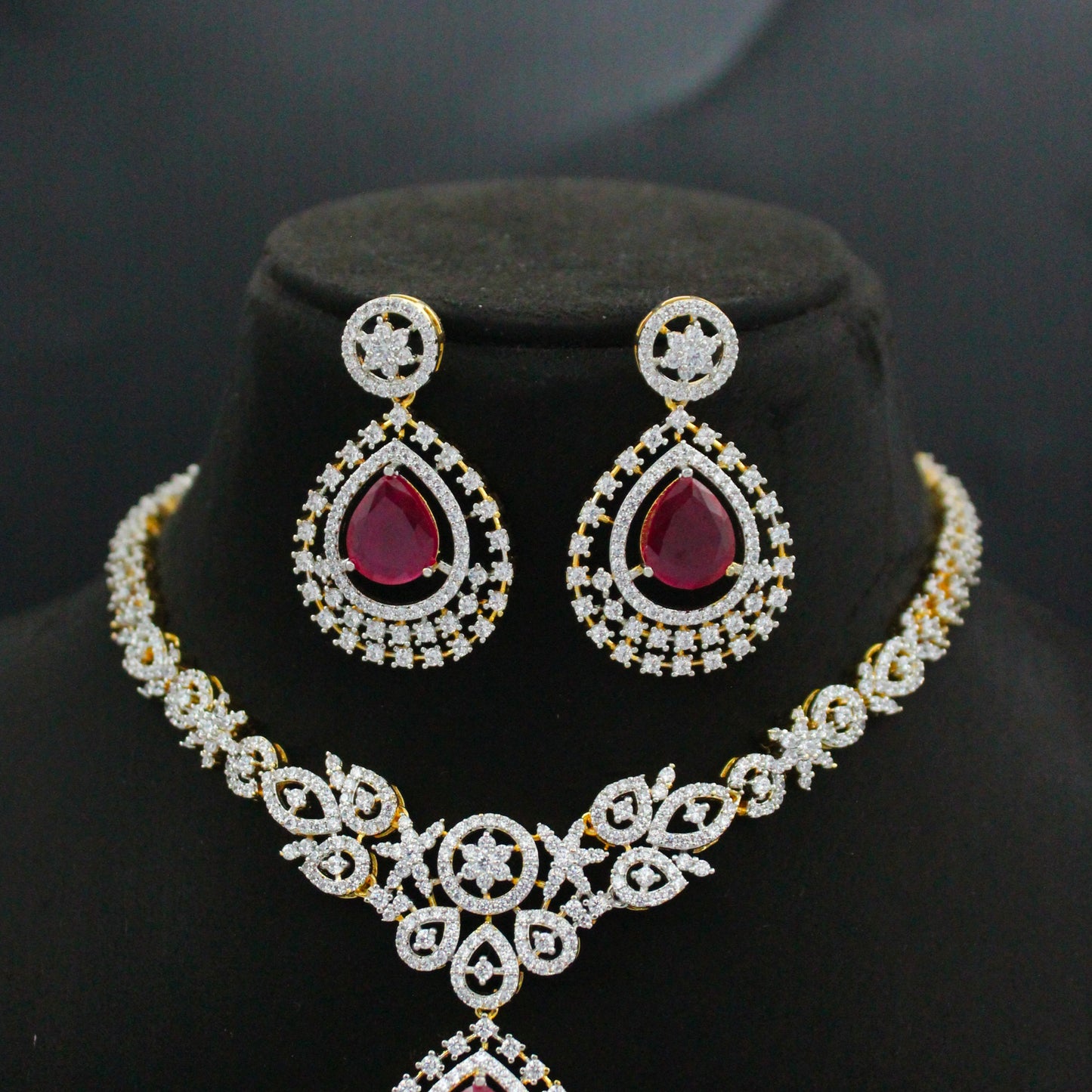 42666 GJ Ruby Short Necklace Set Push Back Earrings