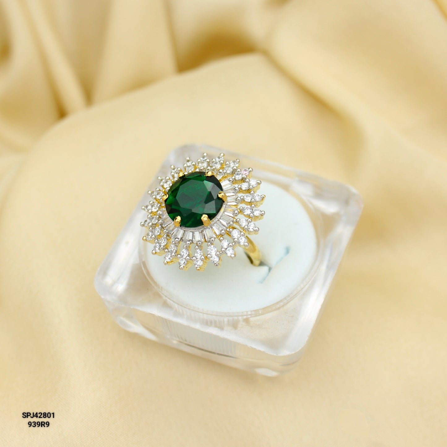 42801 GJ Green Finger Ring