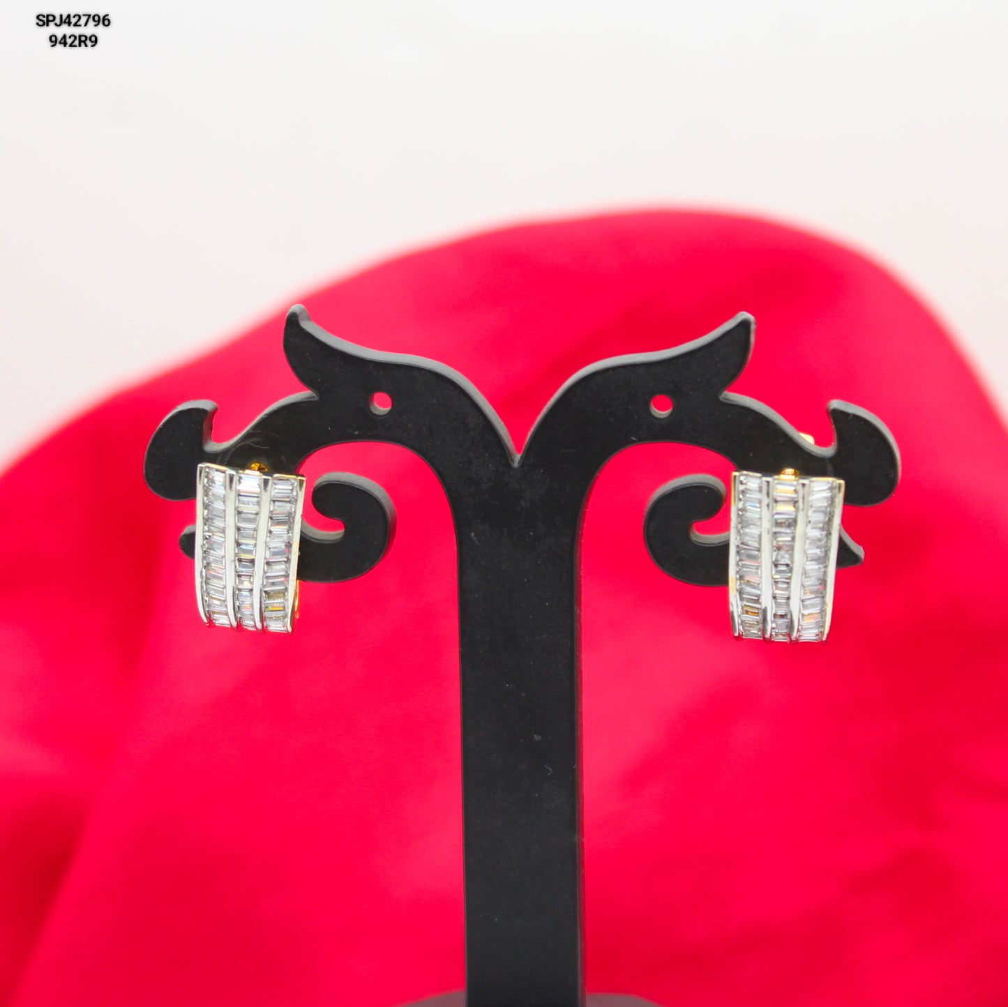 42796 Fancy Studs