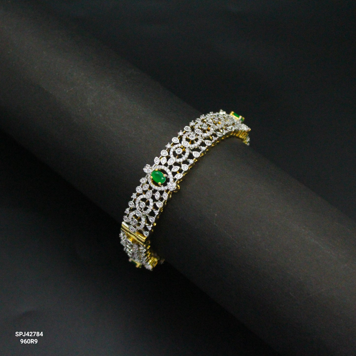 42784 GJ Openable 1 Piece Green Bangle