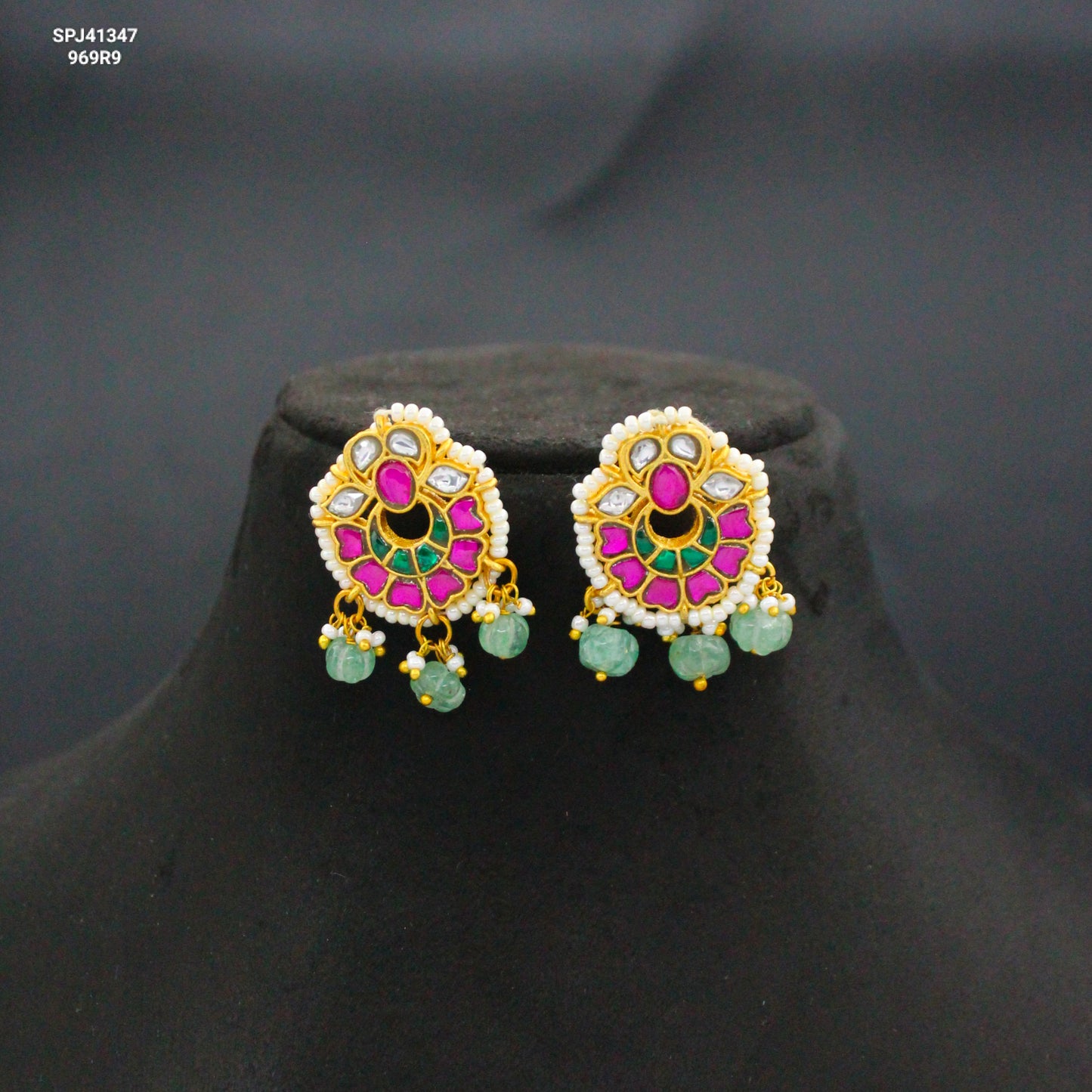 41347 Jadau Kundan Small Multi Studs With Screw Back And Pumpkin Beads