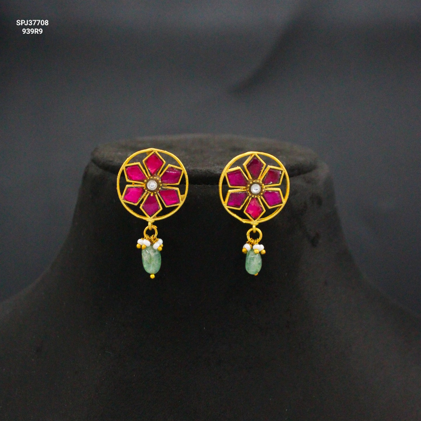 Jadau Kundan Red Flower Studs With Screw & Green Bead 37708