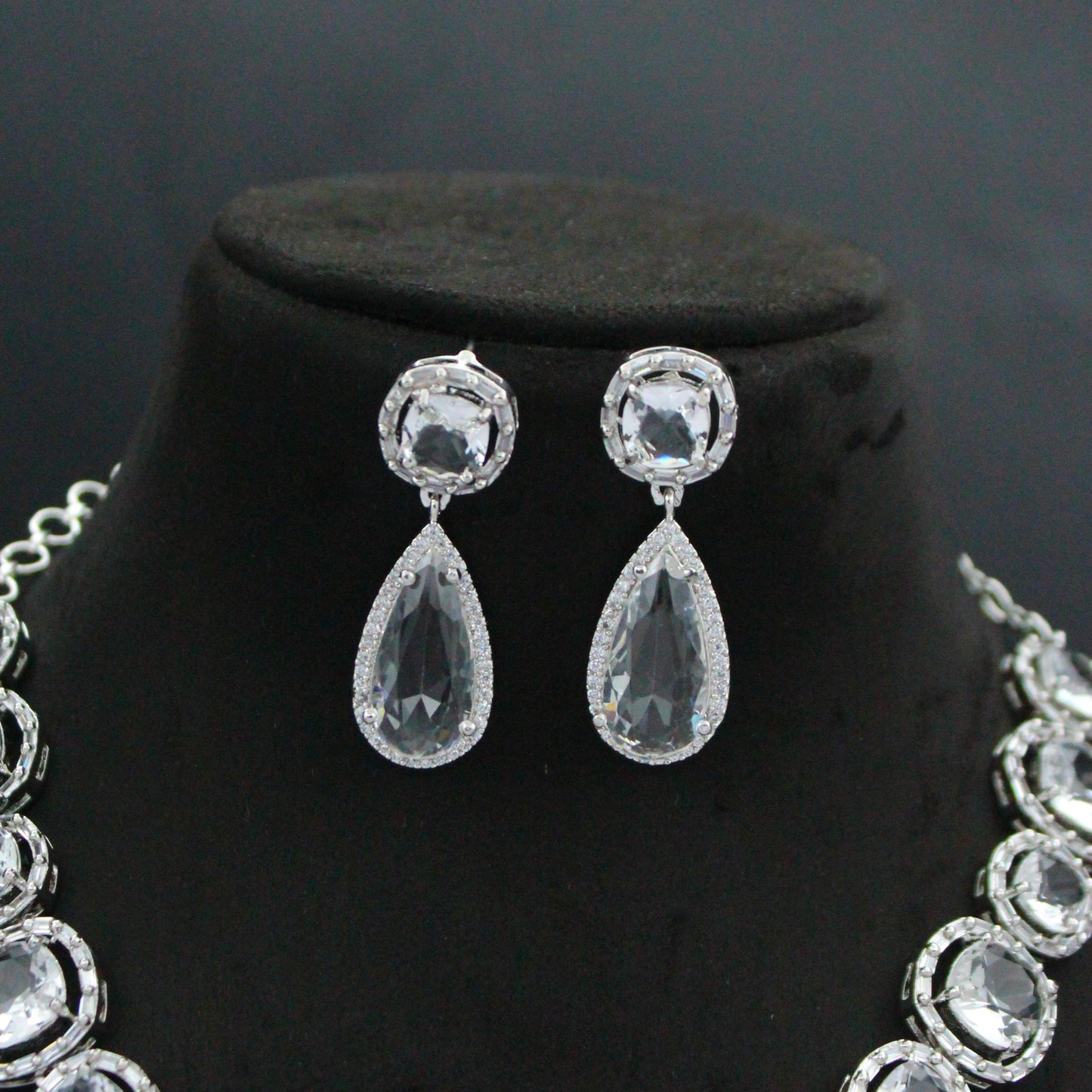 Full White Short Platinum Drop   Necklace Set With Push Back Earrings 37595