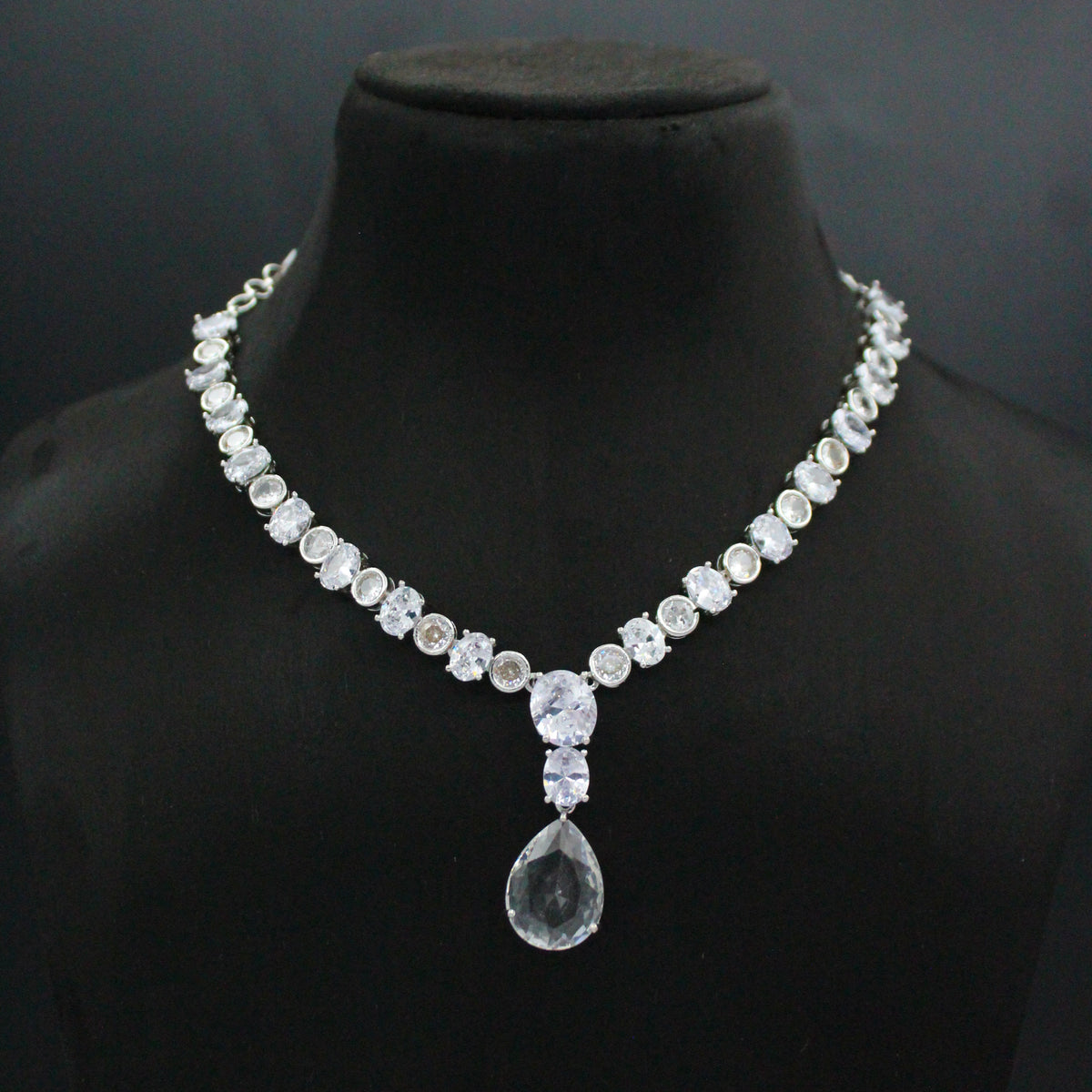 Platinum Full White Short Necklace Set with Pushback Earrings SP-37589