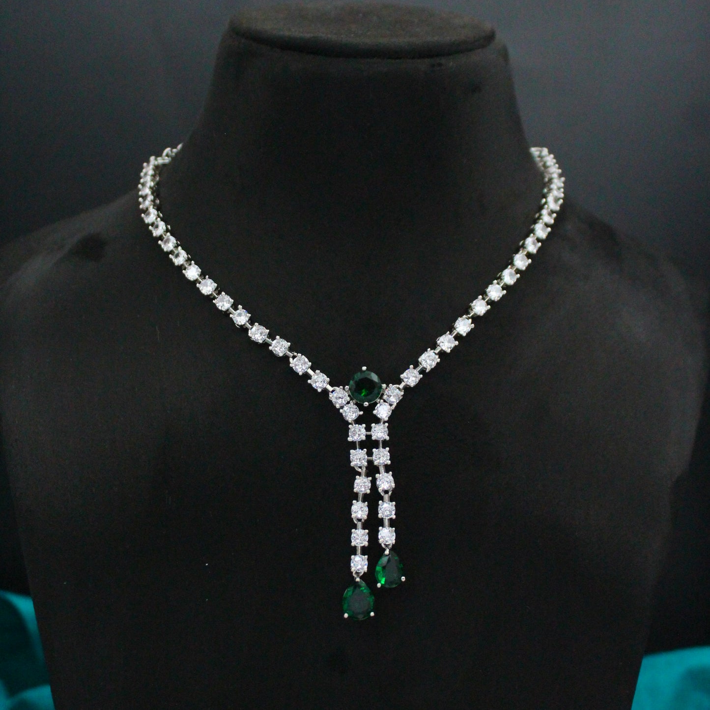 Platinum Short Fancy Drop Necklace Set Dark Green With Push Back Earrings 41403