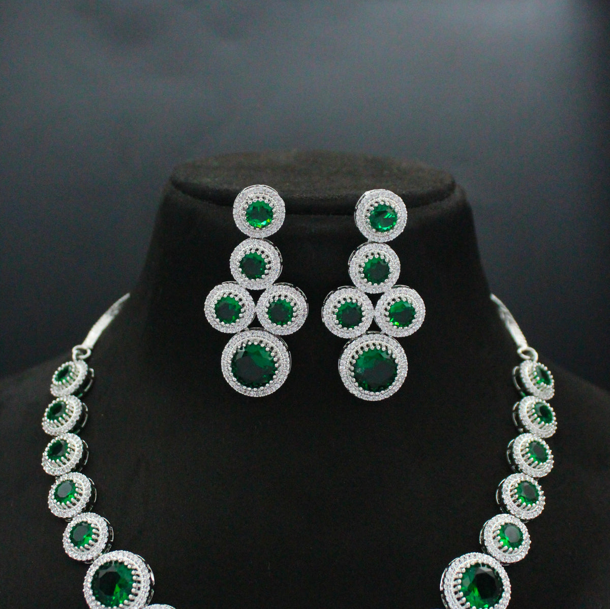 Platinum Green Short Necklace Set with Pushback Earrings SP-40602