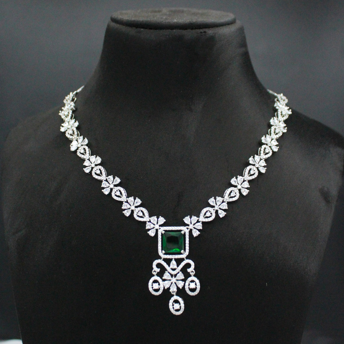 Platinum Dark Green Fancy Hanging Short Necklace Set with Pushback Earrings SP-40596